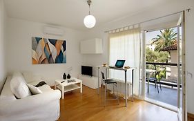 The Right Place 4U Monteverde Apartment
